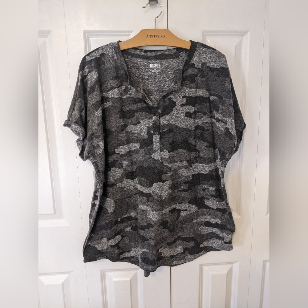 Women's Lightweight Longtail T Short Sleeve Henley